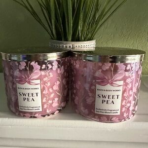 🌸🌸NEW BBW X2 SWEET PEA CANDLE BUNDLE 🌸🌸